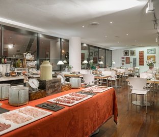 Restaurante buffet  Vincci Soma 4* Madrid