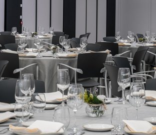 Salón azul  Vincci Soma Madrid